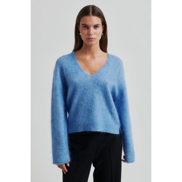 Camryn knit V-neck